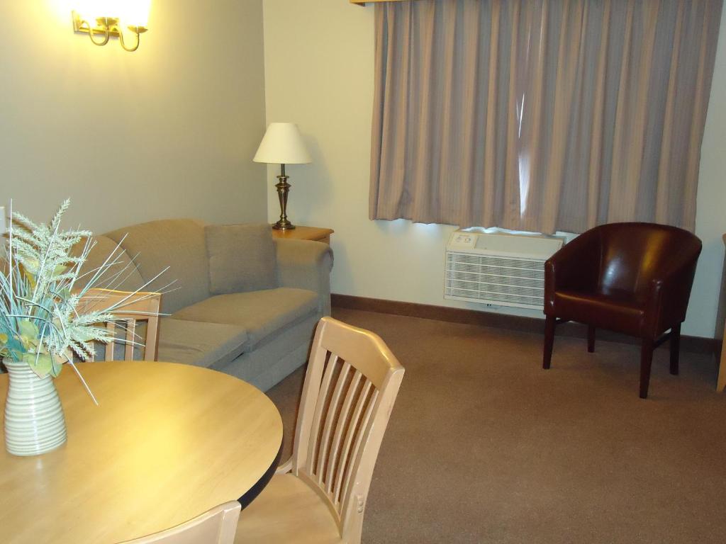 Posezení v ubytování Auberge Bouctouche Inn & Suites