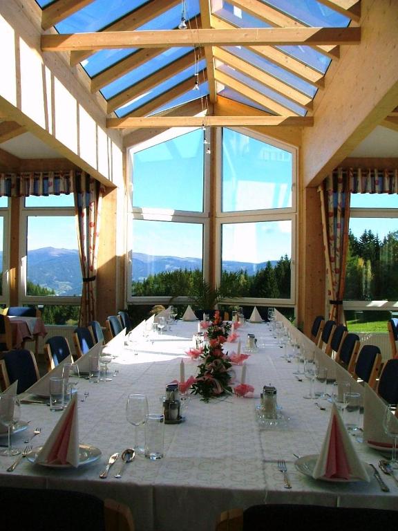 Restaurace v ubytování Hotel Gasthof Buchbauer