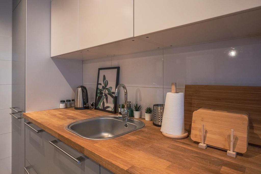 Spacious Apart ~ 150m Main Square ~ Self check-in 24h - 3