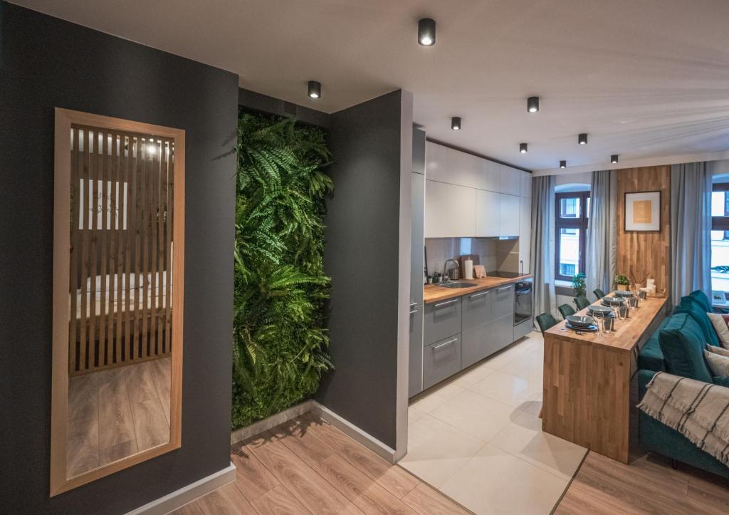 Spacious Apart ~ 150m Main Square ~ Self check-in 24h - 4