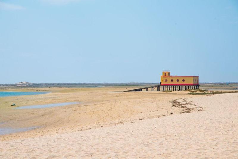 Cozy typical restored 2bedroom house single storey 5 min from the Fuseta Beach