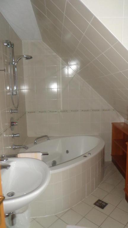 Hirschenhof - Resim 8