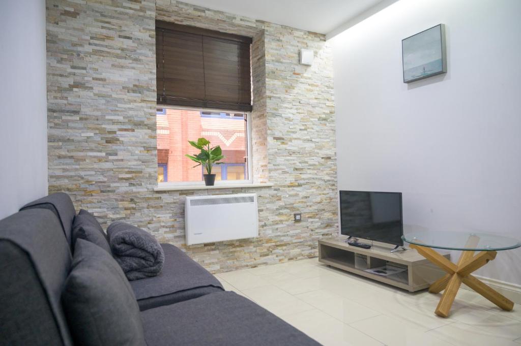 V2 Apartments Park Row - One-Bedroom Apartment (Flat 2)