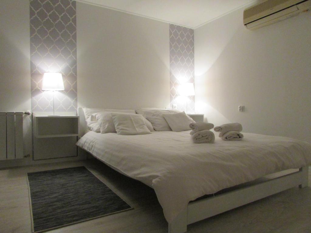 Domek w ogrodzie - 4