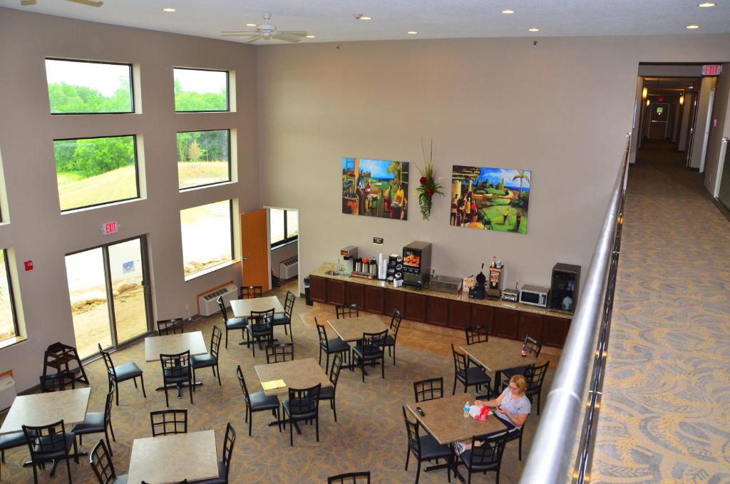 Qube Hotel - Polk City photo