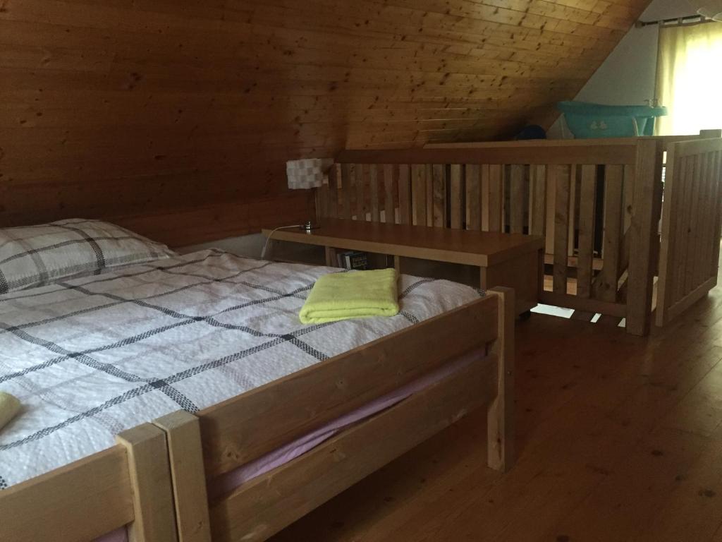 Postel nebo postele na pokoji v ubytování Chata u Smolíků