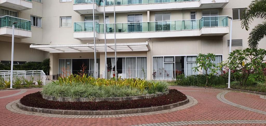  ACONCHEGANTE APTO no Riocentro