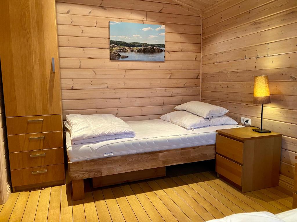 Postel nebo postele na pokoji v ubytování Ferienhaus Stenbäcken in Mittelschweden
