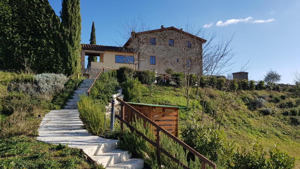Chianti B&B Design infinity pool shared