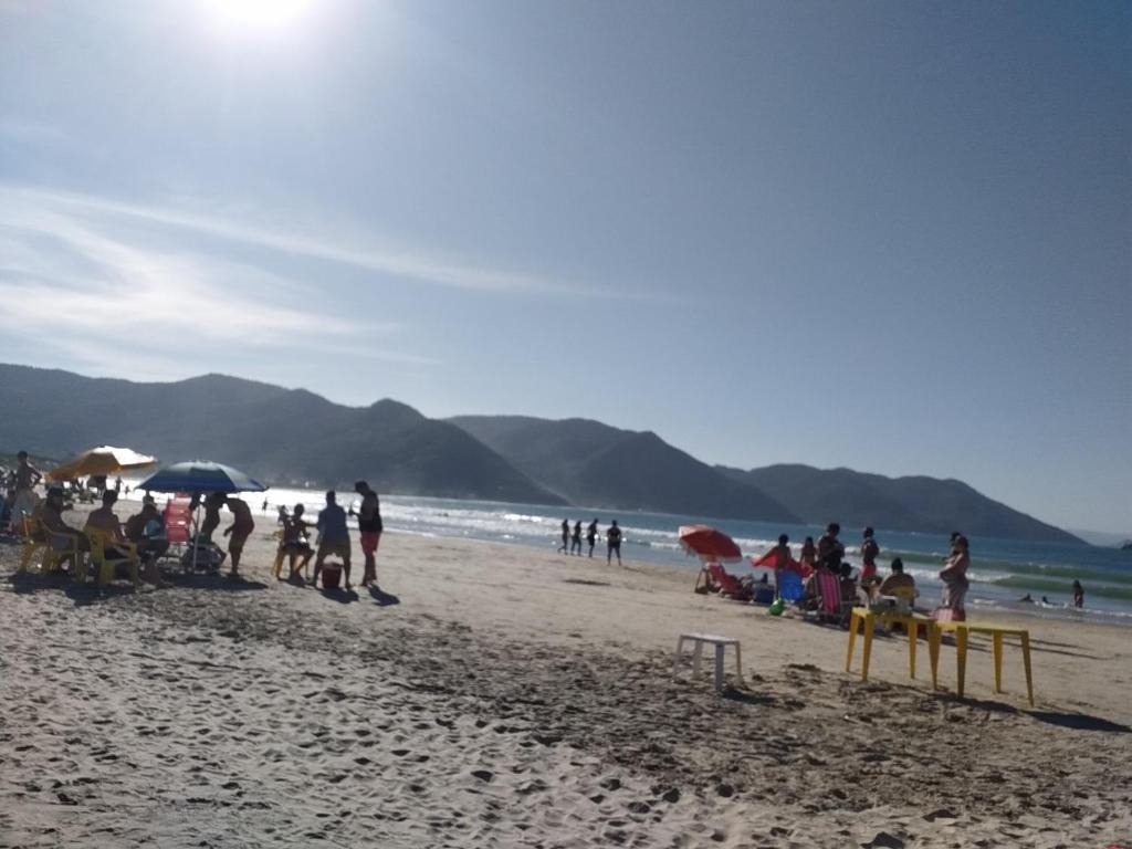  Casa Pé na Areia Frente ao Mar do Pântano do sul!!