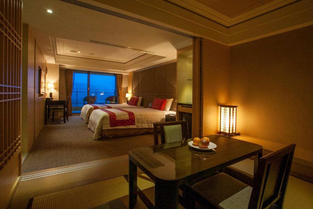 Sun Moon Lake Hotel - Camera Doppia Con Letti Singoli Con Vista Lago