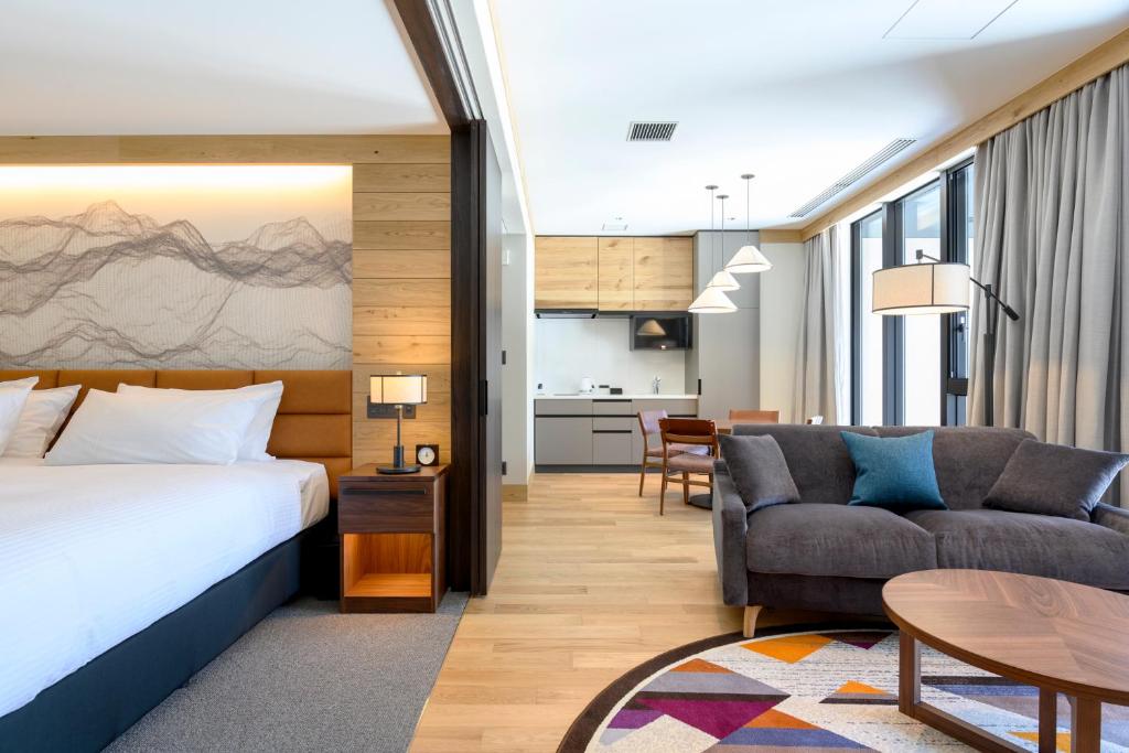 Yu Kiroro, Ski-in Ski-out Luxury Residences - One Bedroom Suite