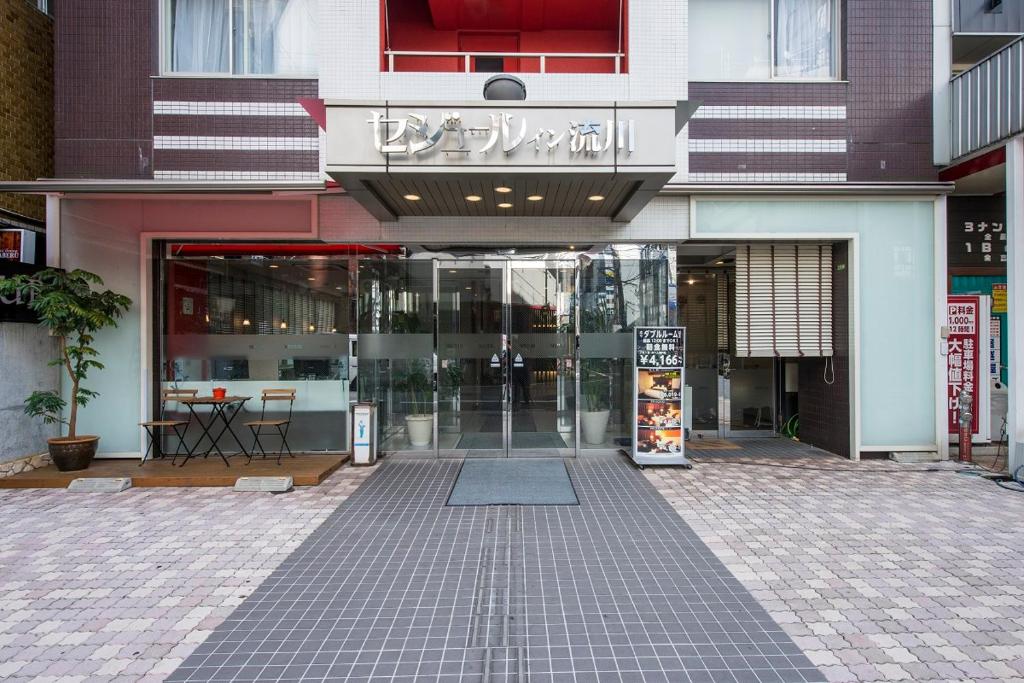 Gallery image of Sejour Inn Nagarekawa in Hiroshima
