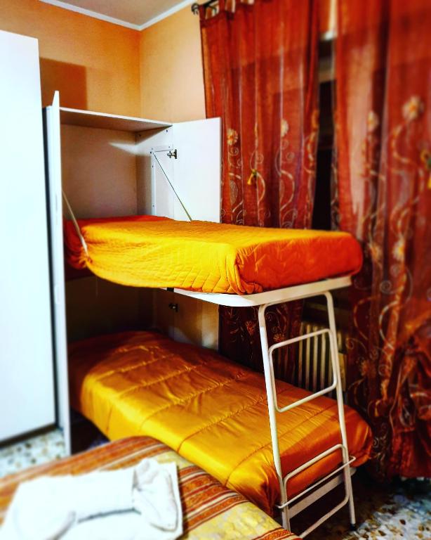 Central Isernia - Habitación Cuádruple Con Baño Privado