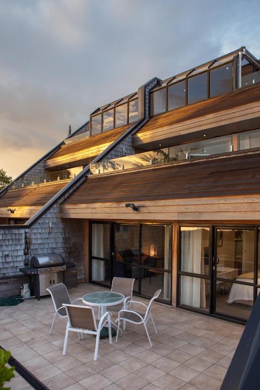 Pioneer Waterfront Apartments - Resim 16