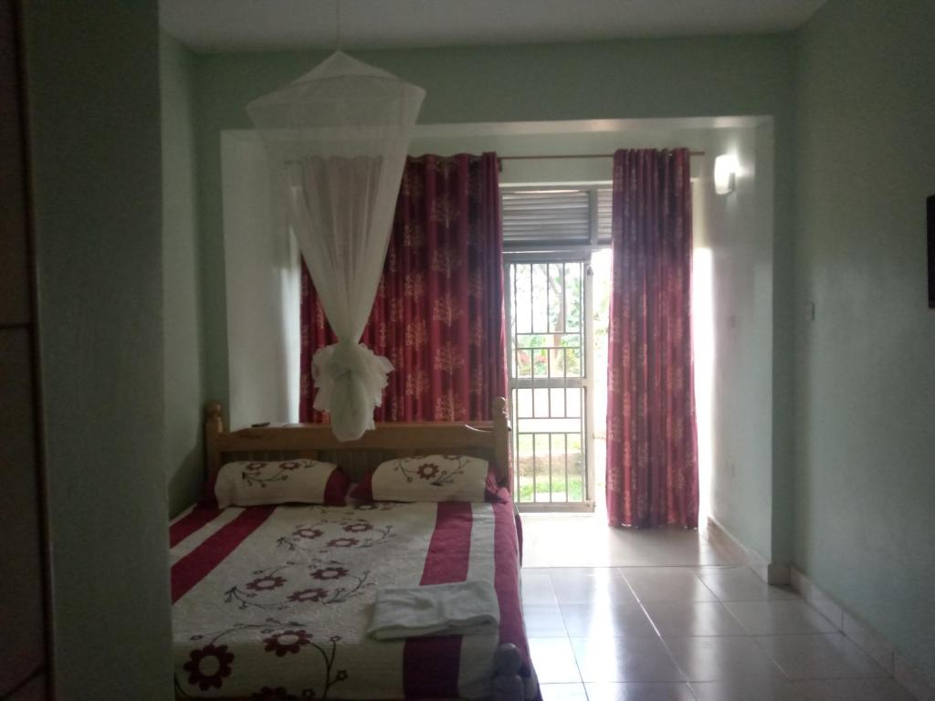 Gallery image of this property