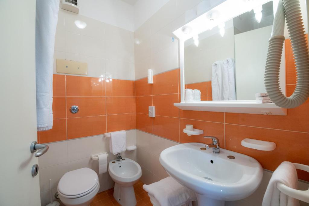 Koupelna v ubytování Hotel Parigi