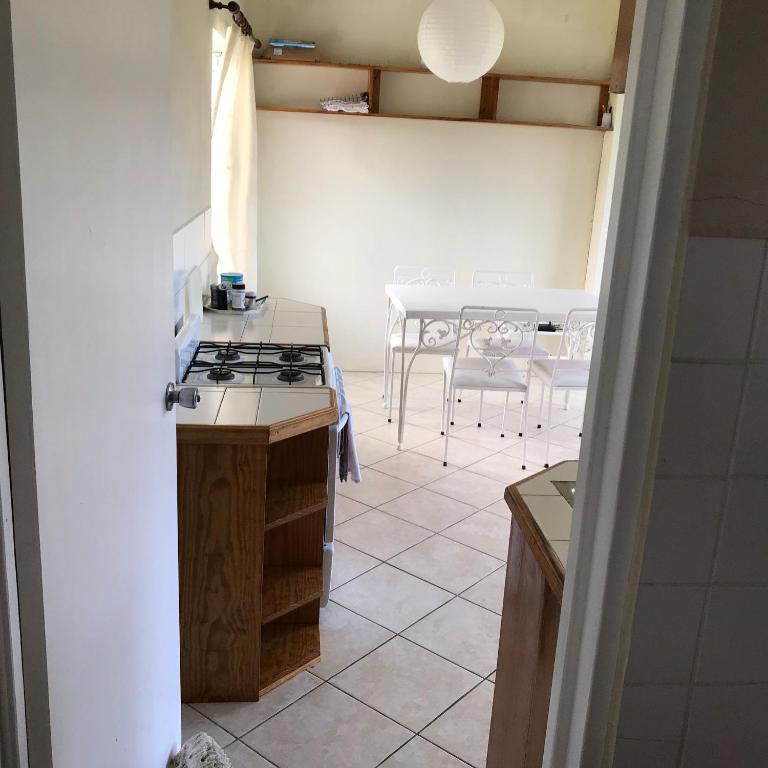 Kuchyň nebo kuchyňský kout v ubytování Romantic Cottage