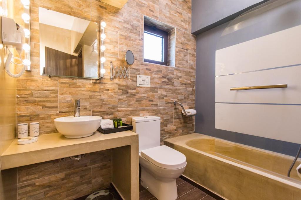 Theatro Hotel Odysseon - 15