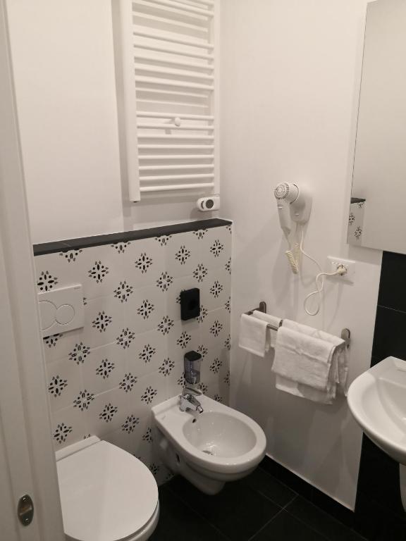 Koupelna v ubytování Pontassieve Guest House centro storico camera con bagno 20 minuti da Firenze
