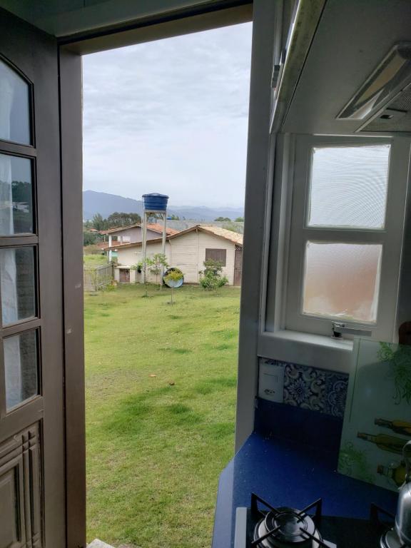  A casa é sua! Linda casa na praia do Rosa!