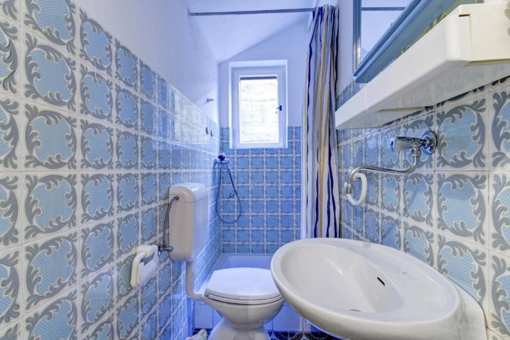 Kúpeľňa v ubytovaní Beach Apartments Anton
