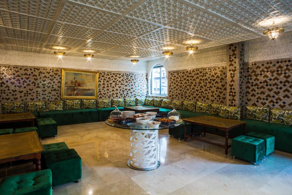 Posezení v ubytování Hôtel Tanjah Flandria