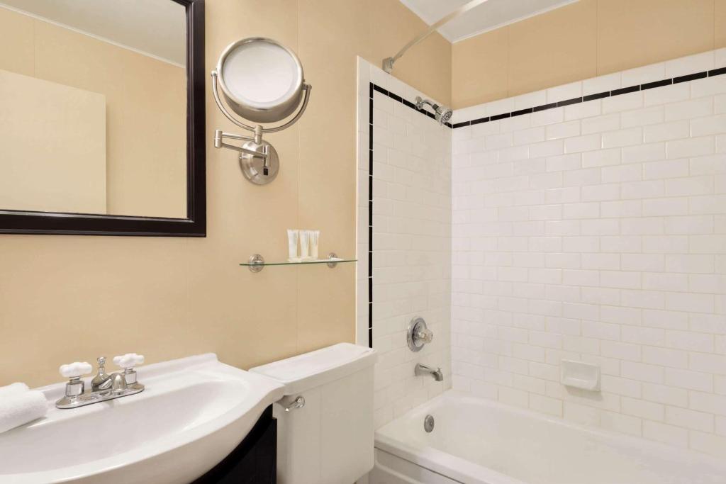 The Plaza Hotel Downtown, Trademark Collection by Wyndham - Resim 19