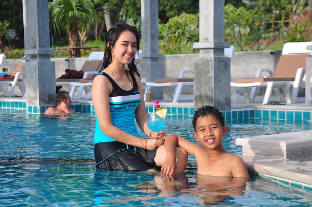Hosté ubytování Samui Honey Tara Villa Residence