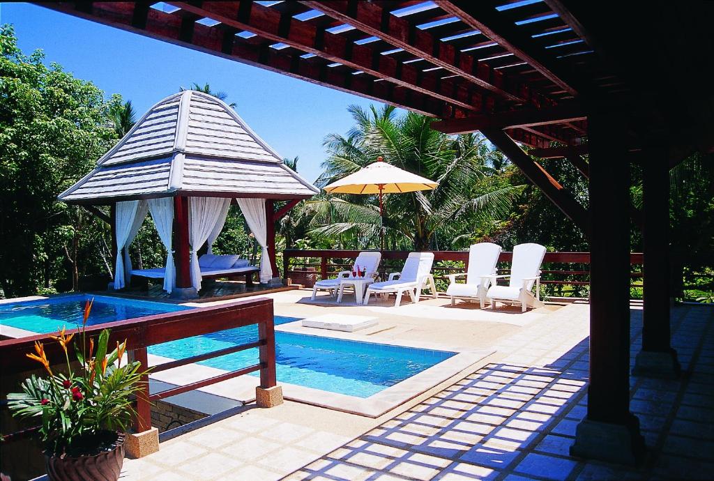 Bazén v ubytování Samui Honey Tara Villa Residence nebo v jeho okolí