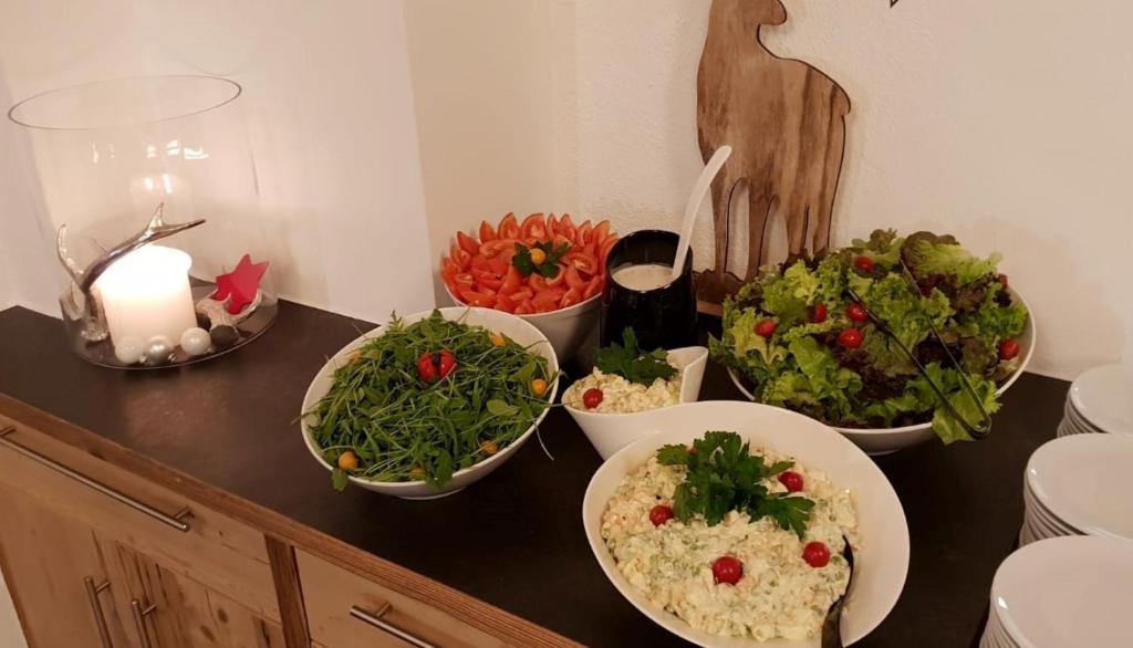 Jedlo v hoteli alebo blízkom okolí