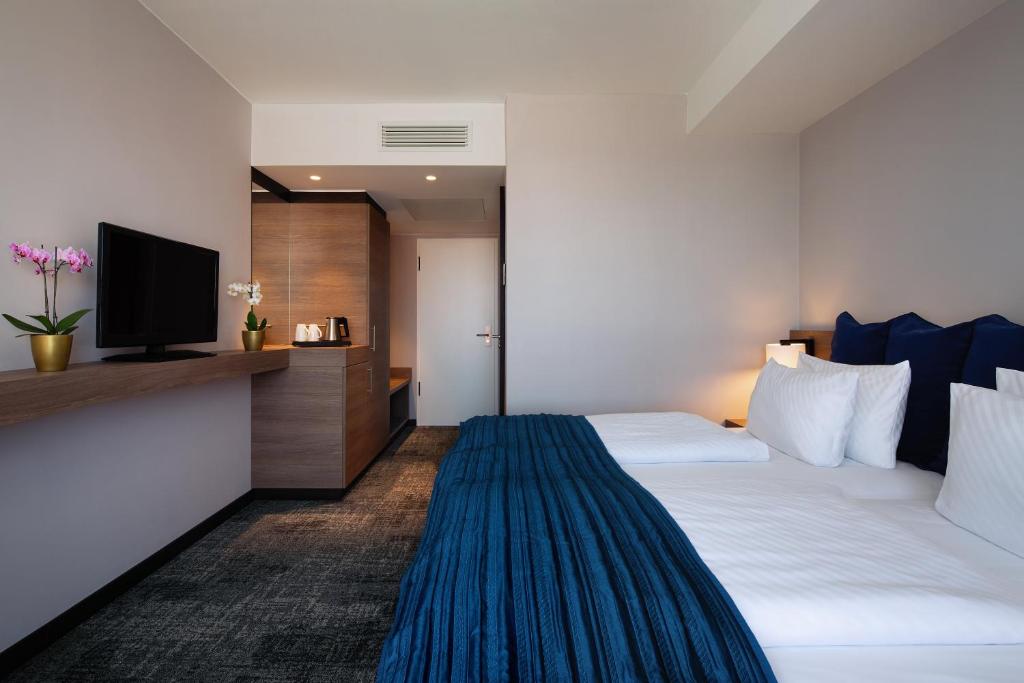 Holiday Inn Berlin City Center East Prenzlauer Berg by IHG - 10