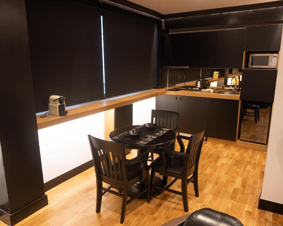 Andromeda Downtown Residence - 3