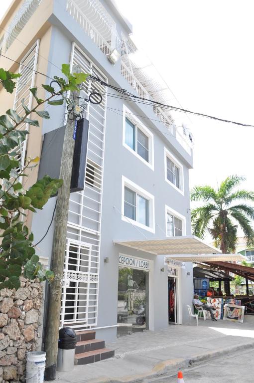 Foto da galeria de Karimar Beach Condo Hotel em Punta Cana