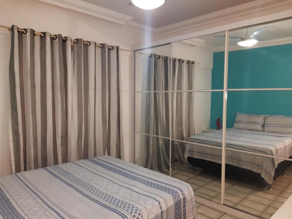  Quartos em Apartamento Próximo Rodoviária e Metrô Detran