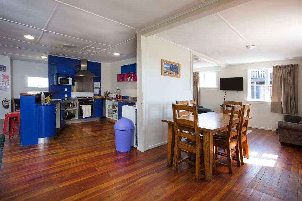 LKNZ Lodge & Cafe - Resim 39