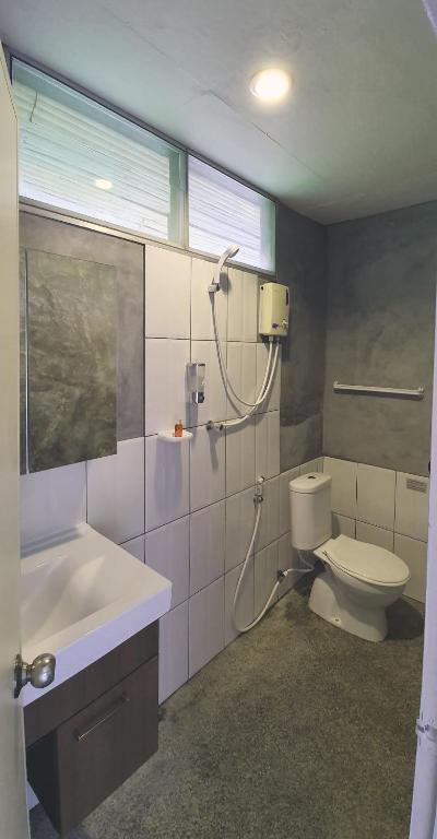 Green Canyon Resort - 9