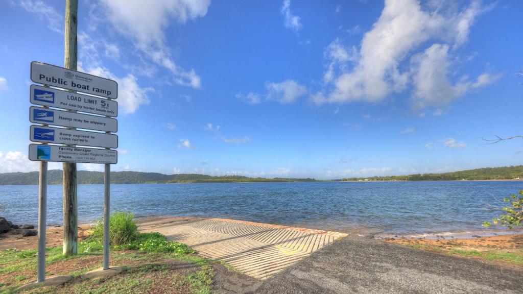Flying Fish Point Tourist Park, Innisfail (updated prices 2025)