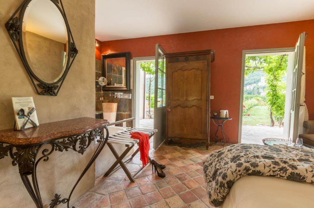 Fotografie z fotogalerie ubytování Hôtel-Spa Le Saint Cirq v destinaci Tour-de-Faure