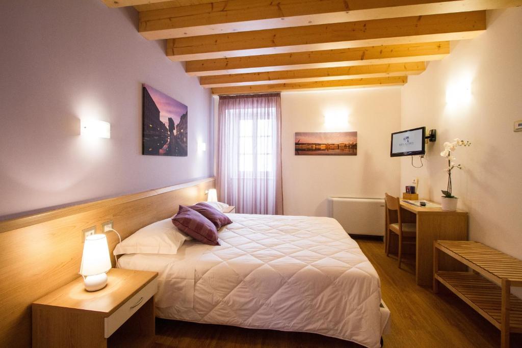 Hotel All'Arco - Resim 11