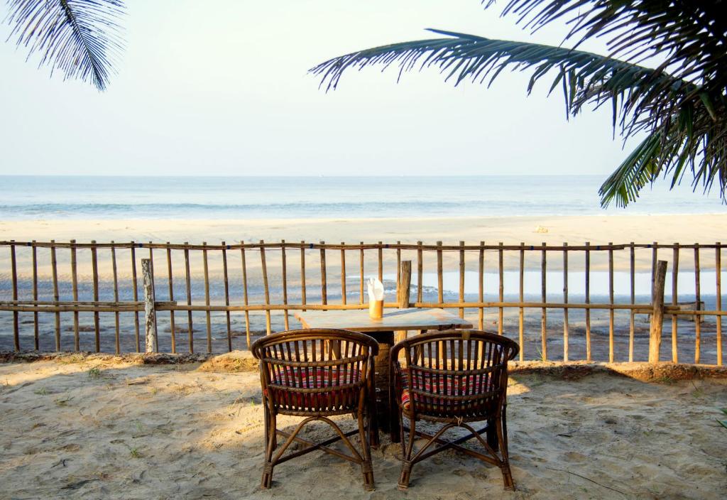 49+ Silent Beach Resort Mandrem Goa