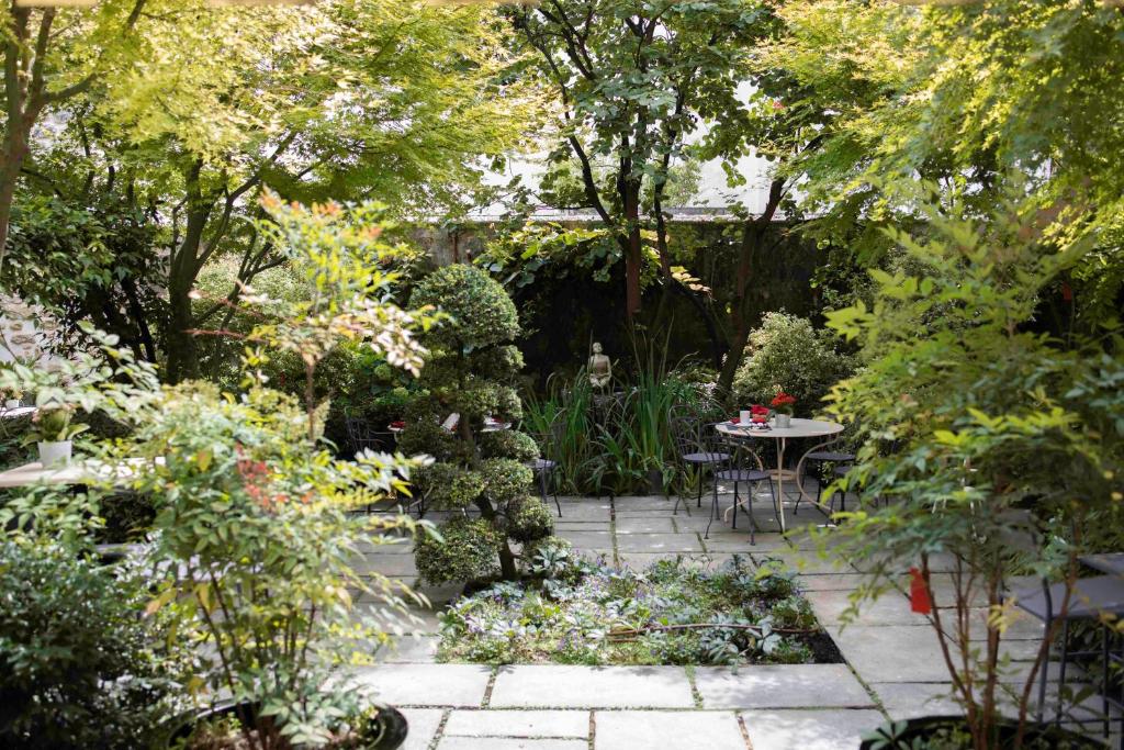 Hôtel Regent's Garden - Astotel - Resim 25