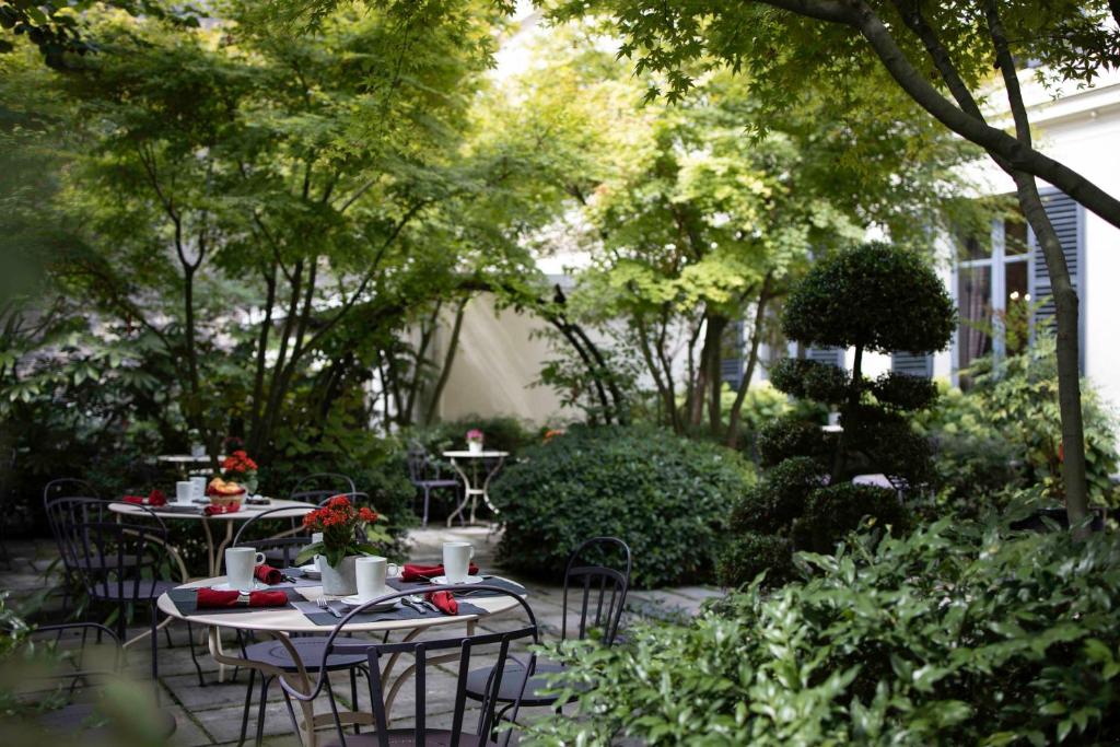 Hôtel Regent's Garden - Astotel - Resim 17