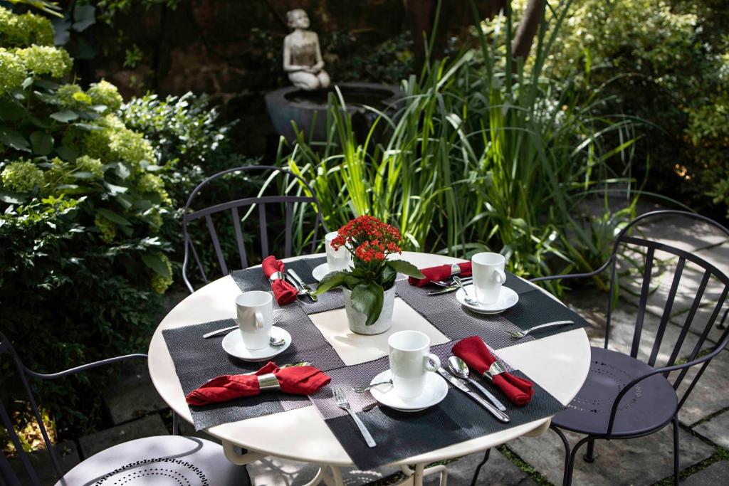 Hôtel Regent's Garden - Astotel - Resim 23