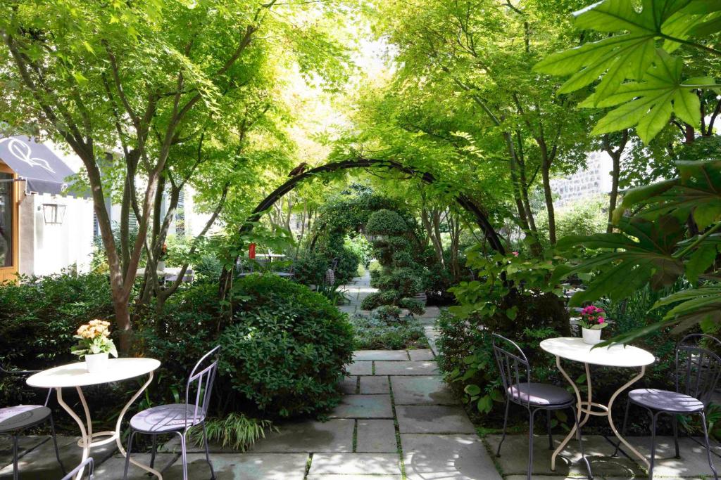 Hôtel Regent's Garden - Astotel - Resim 30