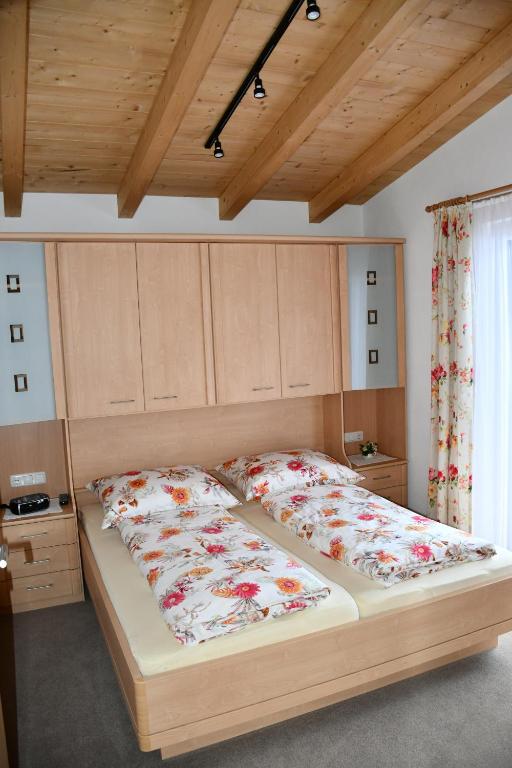 Gästehaus Brugger - Two-Bedroom Apartment