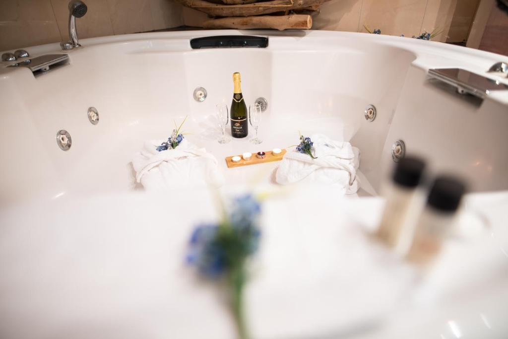 Nápoje v ubytovaní Anastazia Luxury Suites & Spa