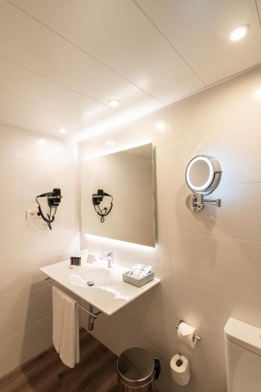 Kúpeľňa v ubytovaní Atenea Rekord Suites
