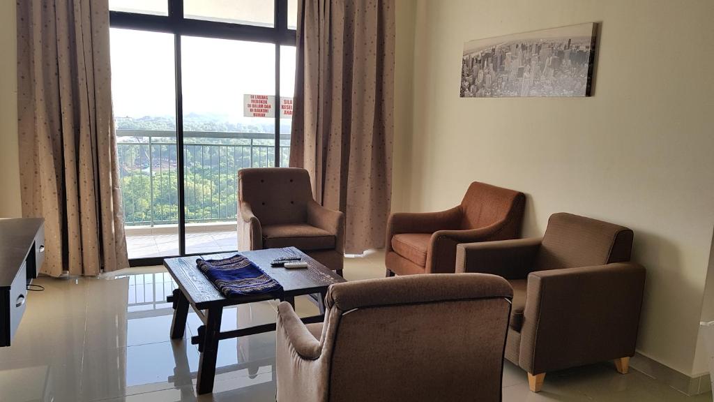 Posezení v ubytování Ayer8 Putrajaya Guesthouse