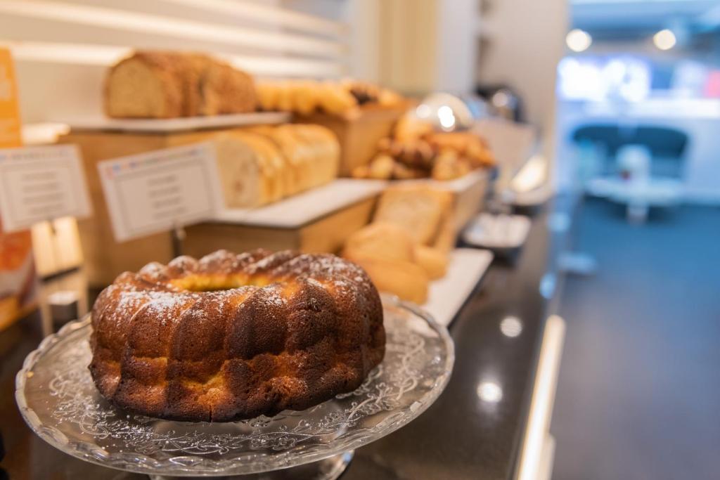 Atenea Rekord Suites Barcelona - Resim 36